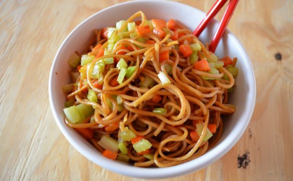 Vegetable Lo Mein