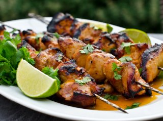 2014-07-27-HoneyLimeSrirachaChickenSkewers.jpg