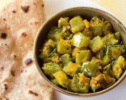 capsicum besan dish