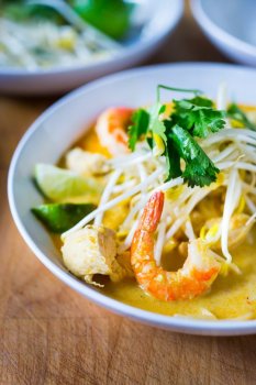 chinese dishes: Laksa