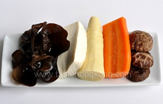 Components for Hot and Sour Soup